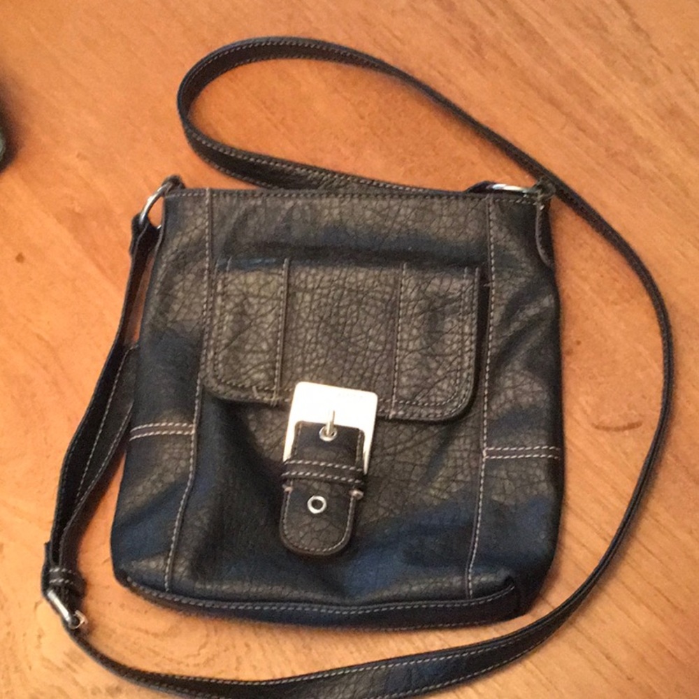 Nine West black crossbody bag adjustable strap